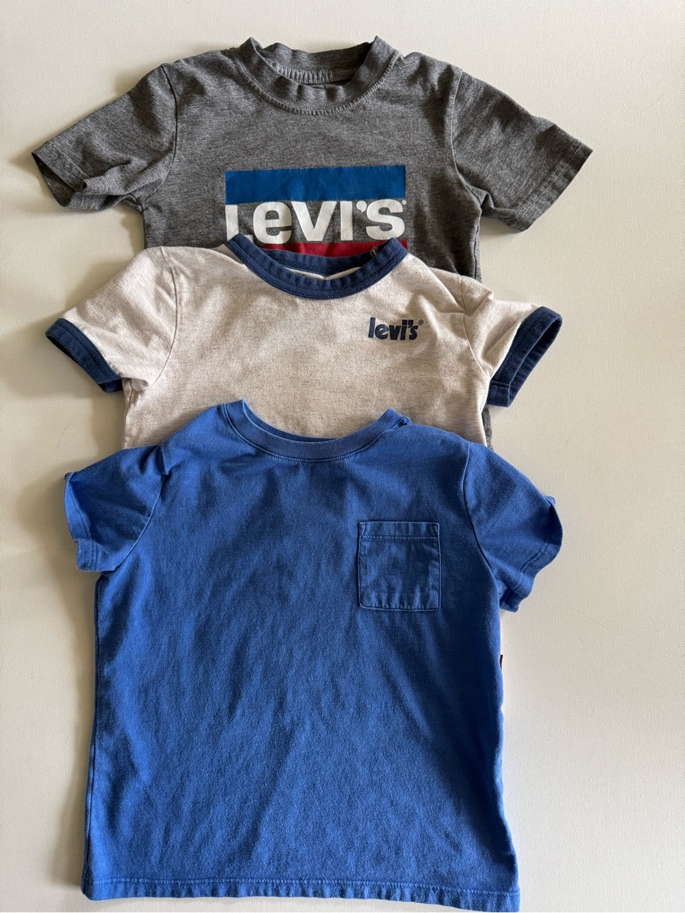 Levi's Kids/ Cat & Jack Short Sleeve Tee Bundle size 5✨